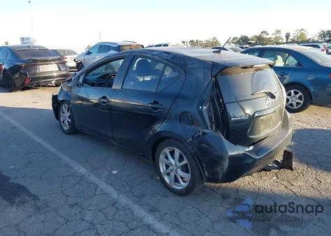 2012 Toyota Prius C Three z USA, uszkodzony, nr VIN JTDKDTB38C1027063